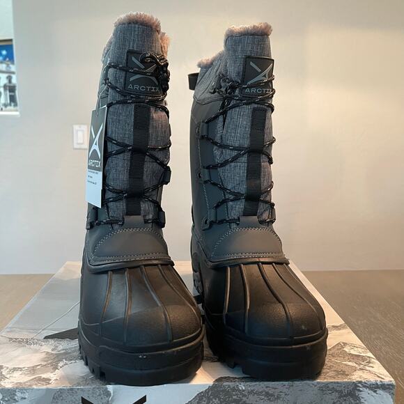 Arctix Womens Boreas Winter Boot Steel Water-Repelling Size 11 ThermaTech Insul. - Picture 1 of 8